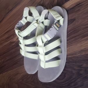Teva Original Dorado